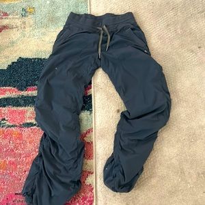 lululemon size 4 pants